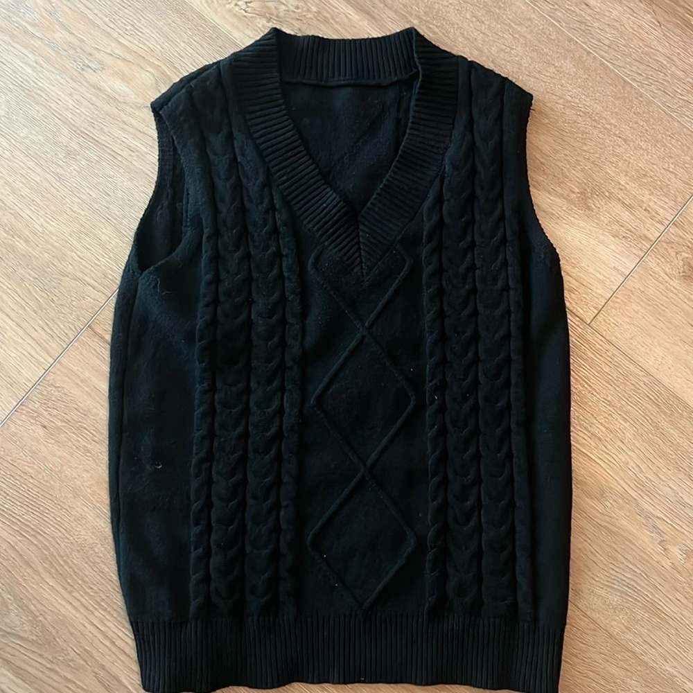 Black cable vest